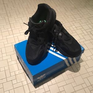 Adidas Young 96 Black
